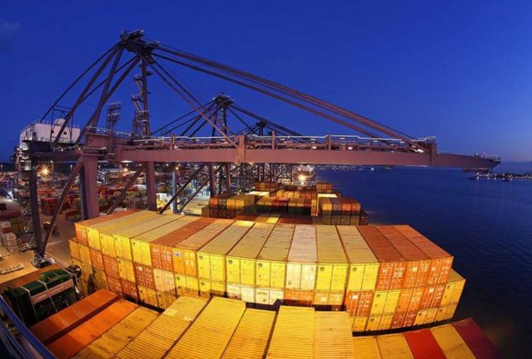 Abu Dhabi Ports podpisała 30-letnią umowę z MSC na budowę terminalu - GospodarkaMorska.pl