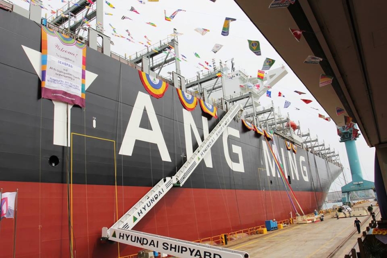 Yang Ming zamówił 10 nowych kontenerowców - GospodarkaMorska.pl