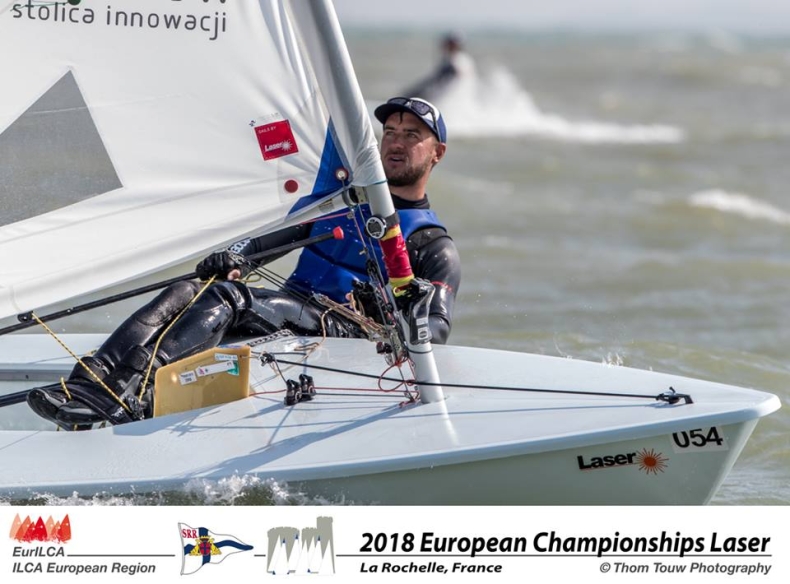 ME w żeglarstwie - Aleksander Arian wiceliderem w klasie Laser Radial - GospodarkaMorska.pl