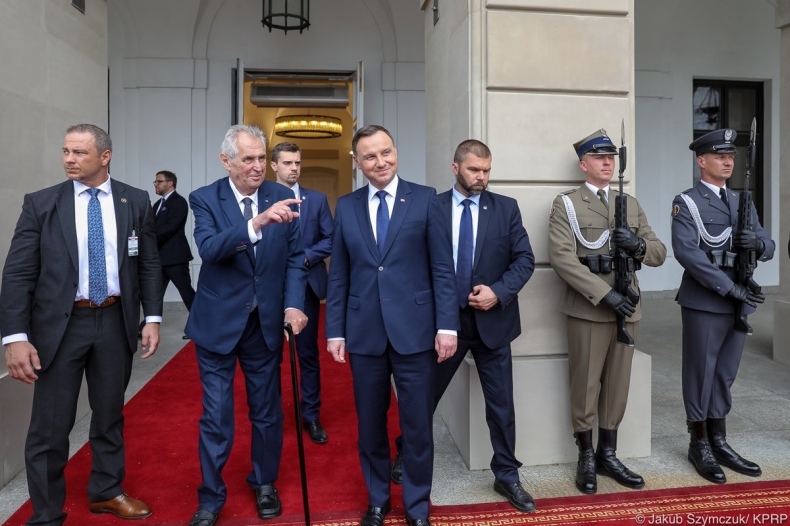 Prezydenci Duda i Zeman: Tylko działając wspólnie jako V4 będziemy liczyć się w innych gremiach - GospodarkaMorska.pl