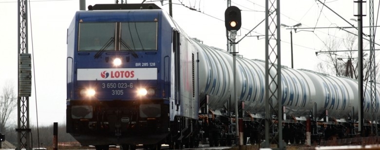 Senat przyjął poprawki do nowelizacji ustawy dotyczącej monitorowania przewozu towarów wrażliwych koleją - GospodarkaMorska.pl