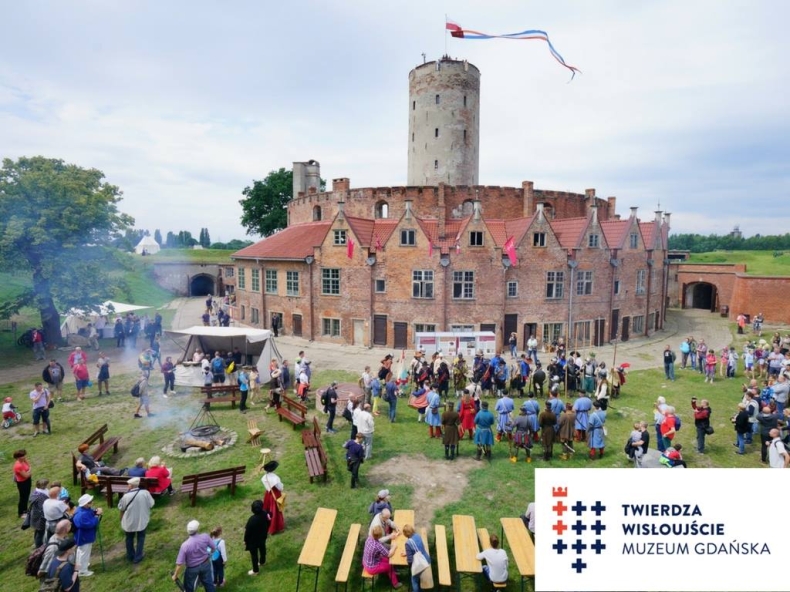 Gdańsk: Niecodzienne zwiedzanie Twierdzy Wisłoujście - GospodarkaMorska.pl