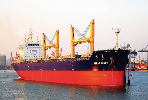 Chińska stocznia buduje pierwszy inteligentny statek komercyjny - GospodarkaMorska.pl