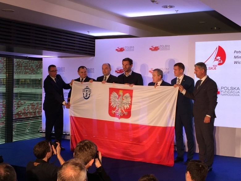 Gliński: planowane są zmiany w Polskiej Fundacji Narodowej - GospodarkaMorska.pl