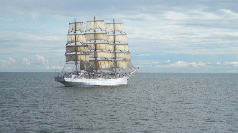 Dar Młodzieży wyrusza w rejs dookoła świata. Zobacz, kiedy przyjechać do Gdyni - GospodarkaMorska.pl