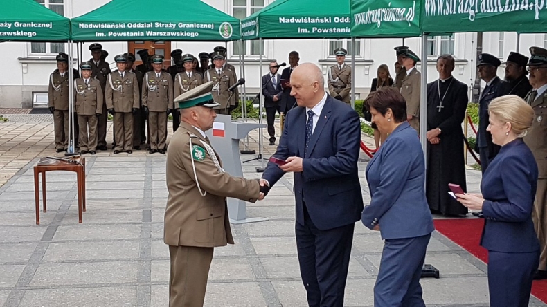 Minister Brudziński złożył życzenia funkcjonariuszom Straży Granicznej - GospodarkaMorska.pl