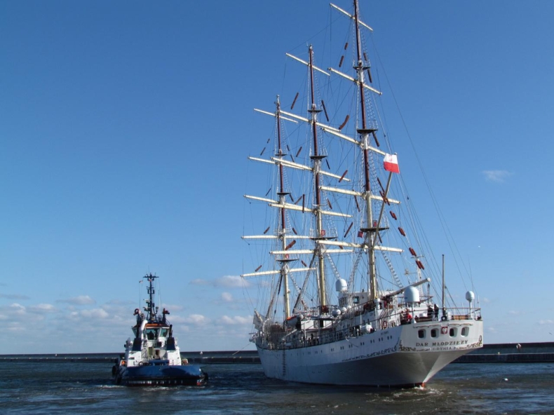 Dar Młodzieży w gotowości - GospodarkaMorska.pl