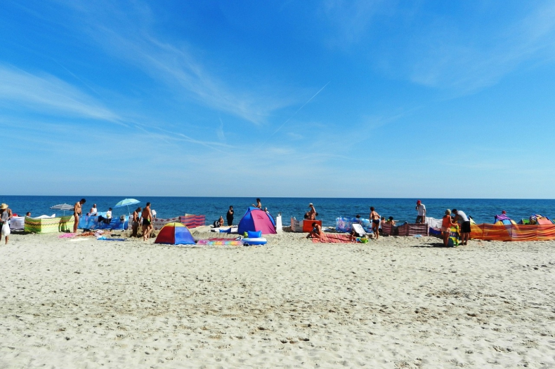 Włochy: Pierwsza plaża tylko dla młodzieży - GospodarkaMorska.pl