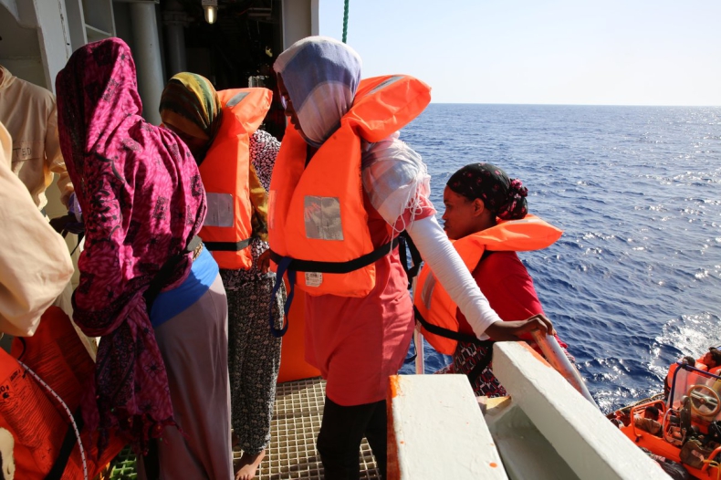 Frontex: W kwietniu mniej nielegalnych migrantów przedostało się do UE - GospodarkaMorska.pl