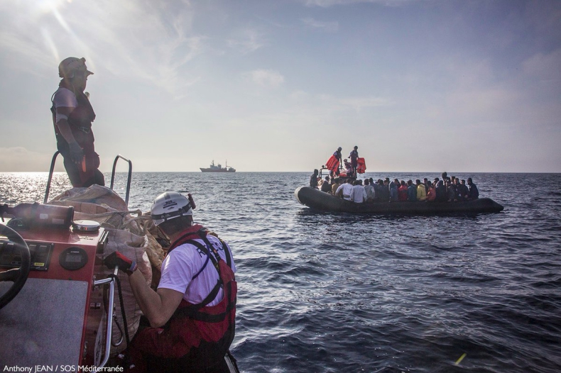 Włochy/MSW: W tym roku przybyło 11 tys. migrantów, to spadek o 79 proc. - GospodarkaMorska.pl
