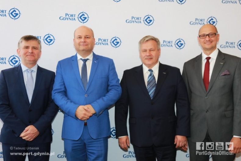 Minister Witold Słowik po raz kolejny w Porcie Gdynia - GospodarkaMorska.pl