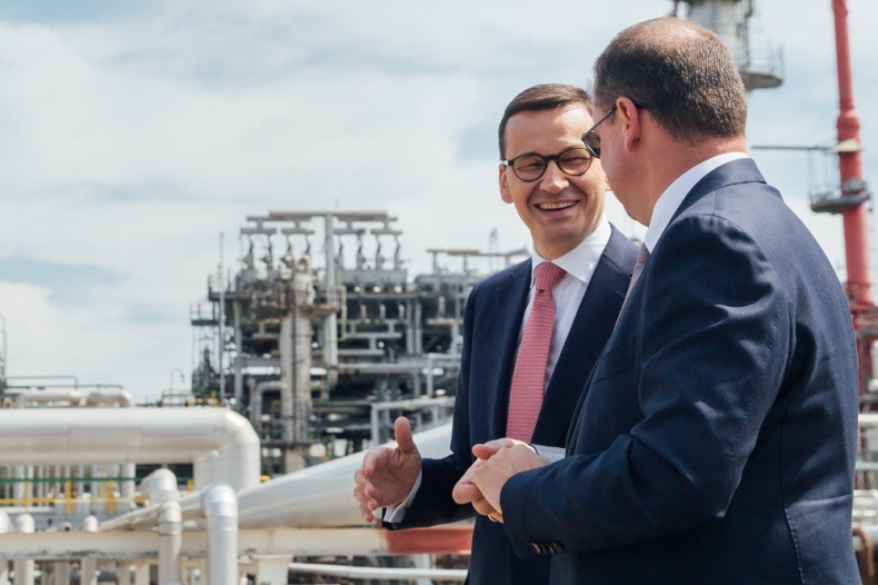 Morawiecki w Możejkach: Polska i Litwa mają coraz więcej wspólnych interesów - GospodarkaMorska.pl