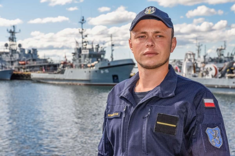 Na ratunek tonącemu - GospodarkaMorska.pl