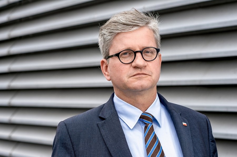 Soloch o „bukaresztańskiej dziewiątce”: Wspólne interesy w regionie, wzmocnienie NATO - GospodarkaMorska.pl