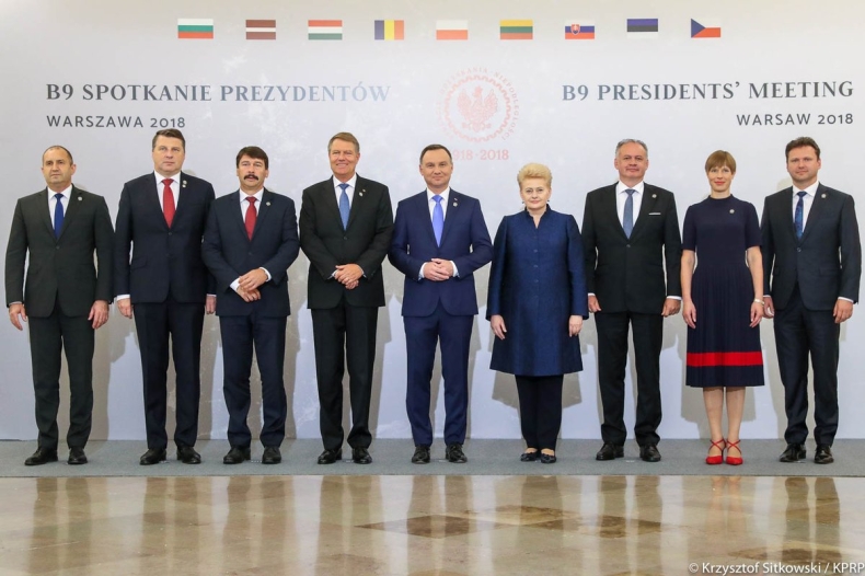 Prezydent Rumunii o B9: Razem możemy mieć wkład w bezpieczeństwo euroatlantyckie - GospodarkaMorska.pl