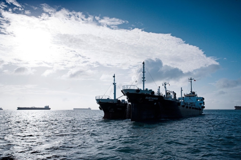 Przejście na paliwo LNG nie wystarczy do spełnienia przyszłych norm emisji CO2 - GospodarkaMorska.pl