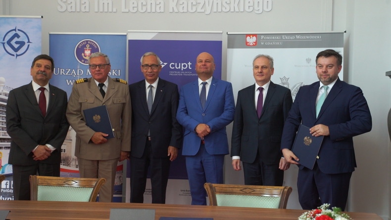 Unijne pieniądze na nowy terminal promowy w Gdyni i modernizację wejścia do portu w Gdańsku (foto, wideo) - GospodarkaMorska.pl