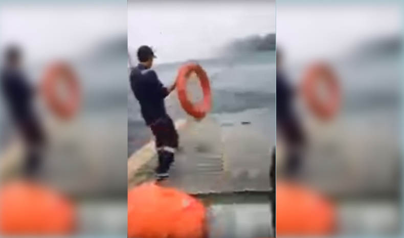 Indonezja: Na jeziorze Toba na Sumatrze zatonął prom z 80 pasażerami (wideo) - GospodarkaMorska.pl