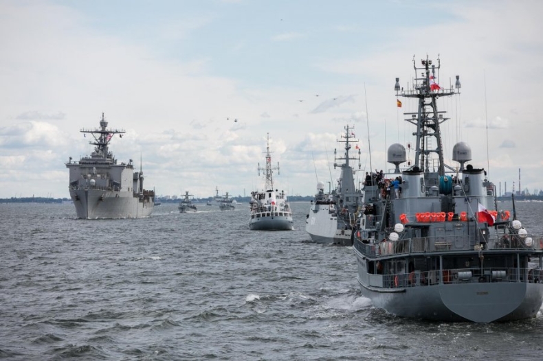 Wielka Parada Morsko - Lotnicza - GospodarkaMorska.pl