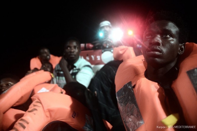 Włochy/MSW: Centra identyfikacji migrantów w Nigrze, Mali, Czadzie, Sudanie - GospodarkaMorska.pl