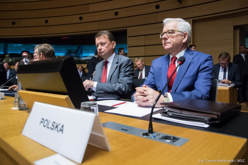 Minister Jacek Czaputowicz na posiedzeniu Rady do Spraw Zagranicznych - GospodarkaMorska.pl