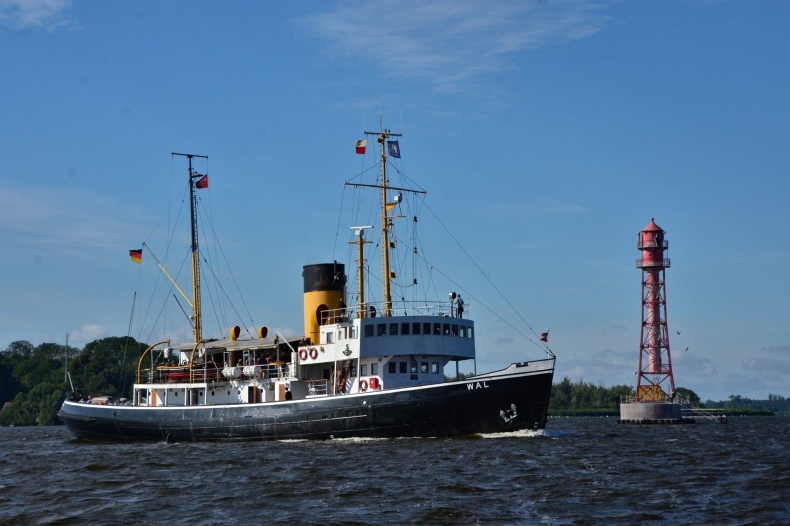 Szczecin: Zabytkowy lodołamacz dostępny dla zwiedzających od środy (foto) - GospodarkaMorska.pl