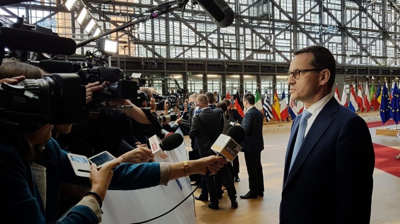 Premier Morawiecki przybył do Brukseli, gdzie weźmie udział w szczycie UE - GospodarkaMorska.pl