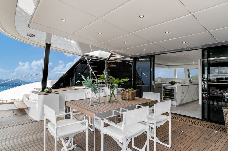 Te luksusowe wnętrza robią wrażenie. Zobacz nowy jacht żaglowy z gdańskiej stoczni - GospodarkaMorska.pl