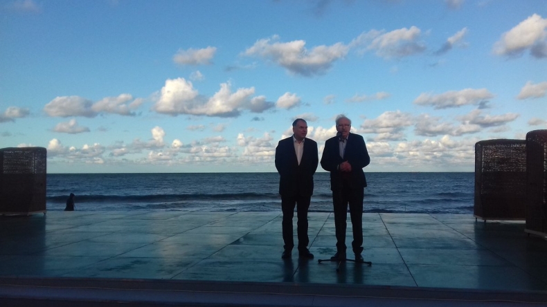 Trójmiasto: Letnie kina plenerowe – na plaży, na molo i dachu teatru - GospodarkaMorska.pl