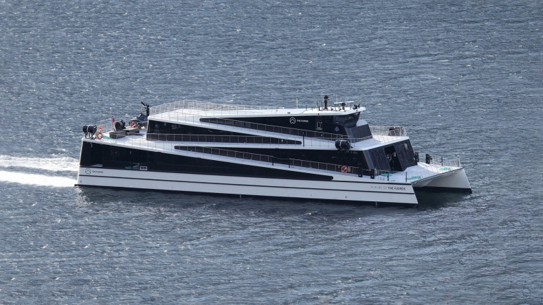Statek Future of the Fjords – ekologicznie po fiordach - GospodarkaMorska.pl
