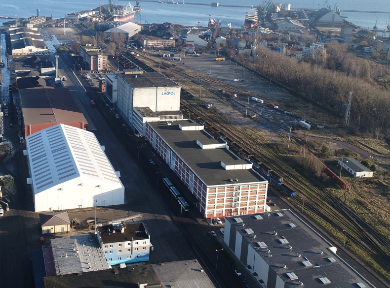 Port Gdynia modernizuje kolejny obiekt magazynowy - GospodarkaMorska.pl