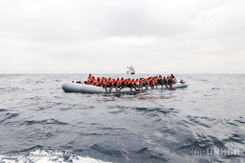 Włochy/MSW: Prawie 17 tys. migrantów przybyło od początku tego roku - GospodarkaMorska.pl