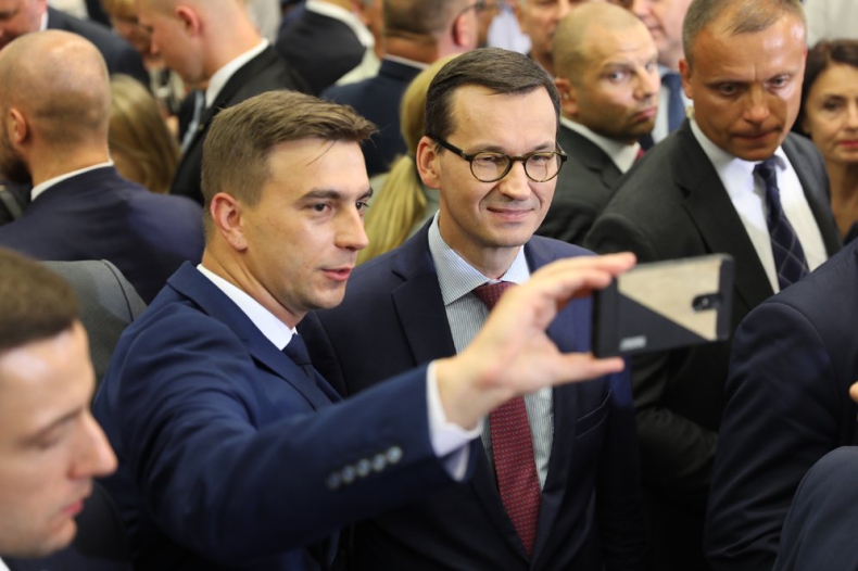Premier: Nasze działanie przywróciło normalność w wielu wymiarach - GospodarkaMorska.pl