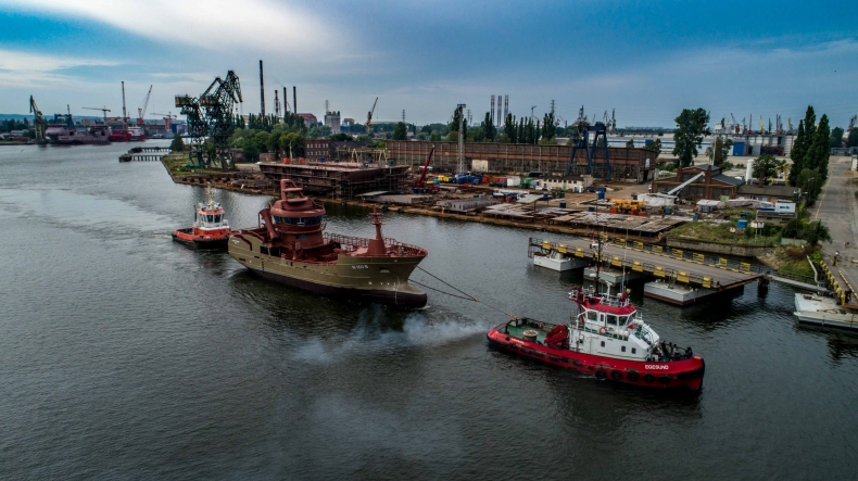 Statek rybacki ze stoczni Safe przekazany Norwegom (foto, wideo) - GospodarkaMorska.pl