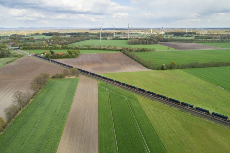 Premier: Nie zauważyłem ustępstw Trumpa wobec Putina w kontekście aneksji Krymu - GospodarkaMorska.pl