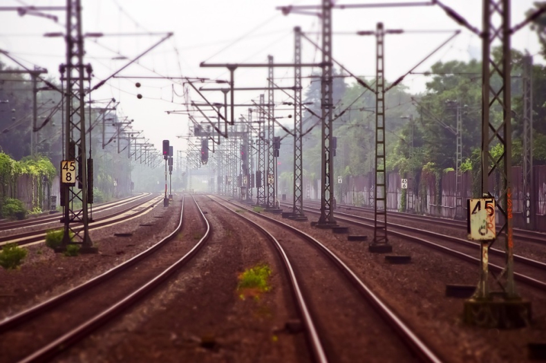 Wild: Zatwierdzono nowe linie kolejowe łączące Polskę z CPK - GospodarkaMorska.pl