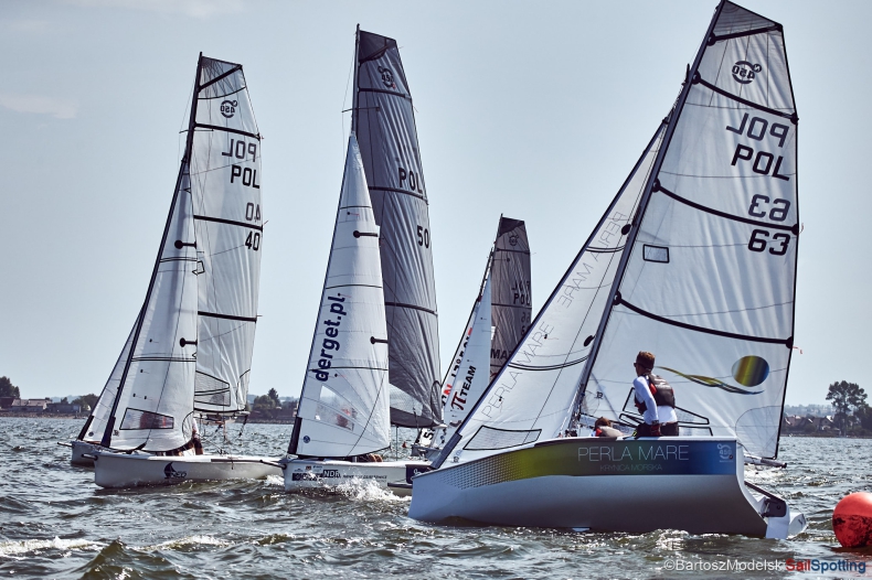 Team Sailing Machine wygrywa w Rewie - GospodarkaMorska.pl