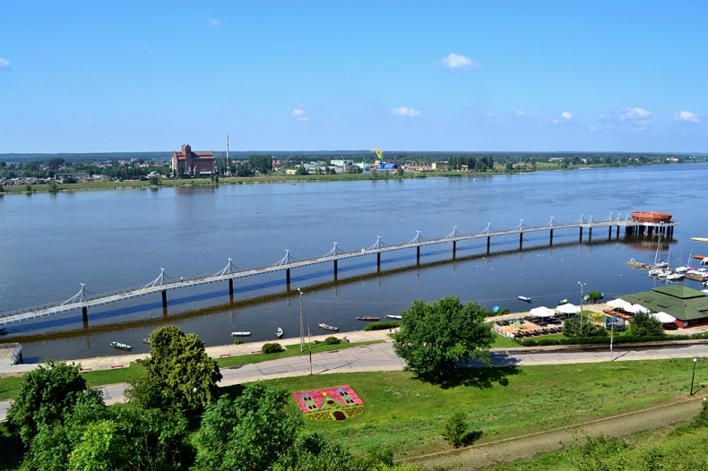 Płock chce wyremontować molo spacerowe na Wiśle - GospodarkaMorska.pl