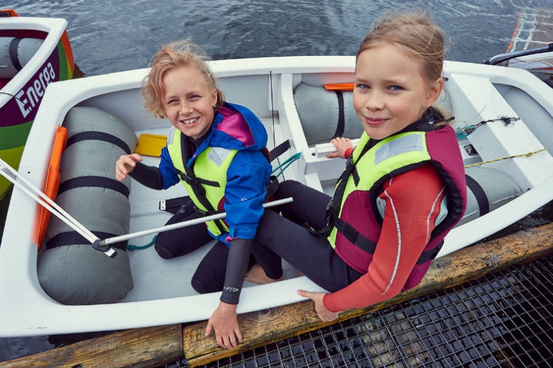 Program Edukacji Żeglarskiej. Bezpłatna nauka żeglarstwa dla dzieci do końca sierpnia - GospodarkaMorska.pl