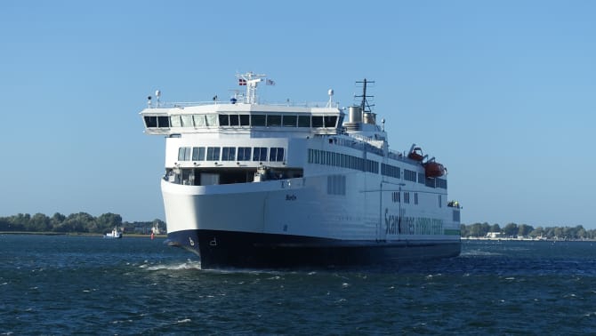 Coraz więcej pojazdów ciężarowych korzysta z serwisu Helsingborg-Helsingör. Udany II kwartał w wykonaniu HH-Ferries - GospodarkaMorska.pl