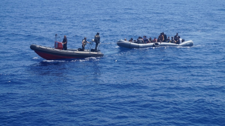 Mniej migrantów przybywa do całej UE, lecz więcej do Hiszpanii - GospodarkaMorska.pl