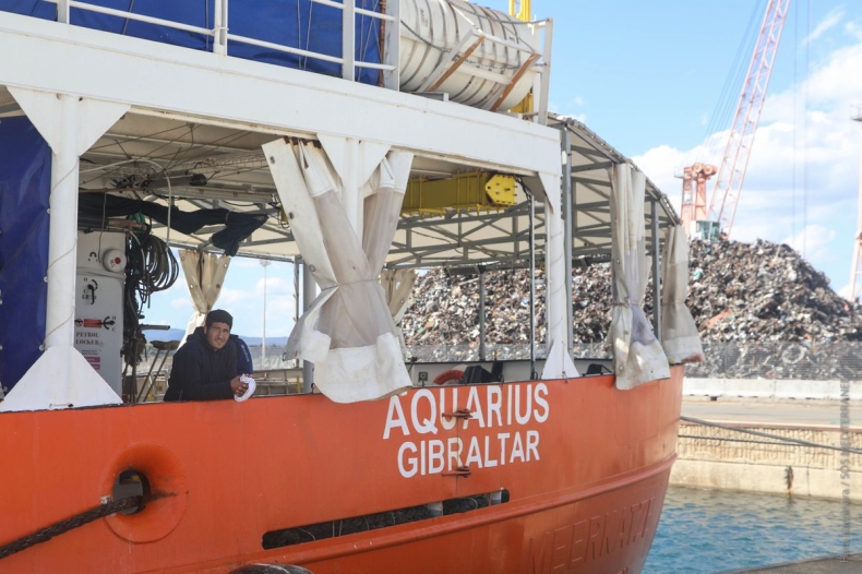 Francja/Media: Los Aquariusa dowodzi słabości porozumień UE o migracji - GospodarkaMorska.pl