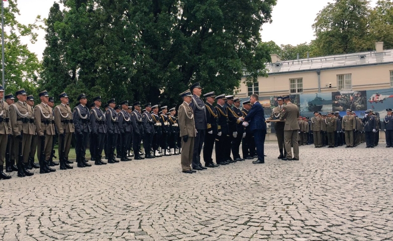 Szef MON: Wojsko Polskie się rozwija, jest modernizowane - GospodarkaMorska.pl
