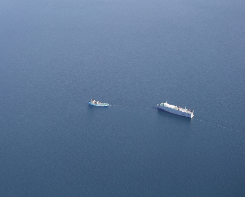 Samochodowiec, z którego pod koniec lipca do Bałtyku wyciekło ok. 14 tys. l ropy, przejdzie remont w polskiej stoczni - GospodarkaMorska.pl