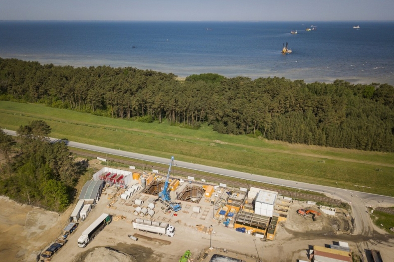 Ukraina: Poroszenko i Merkel rozmawiali o gazociągu Nord Stream 2 - GospodarkaMorska.pl