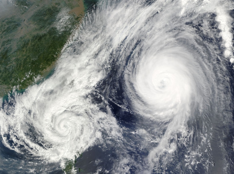 Z powodu tajfunu odwołano manewry japońsko-brytyjskie - GospodarkaMorska.pl