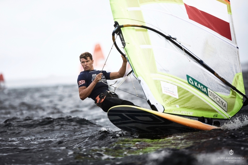 Komunikacyjny pech i awans Tarnowskiego - GospodarkaMorska.pl