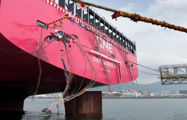 Nowa magenta dołącza do floty armatora ONE - GospodarkaMorska.pl