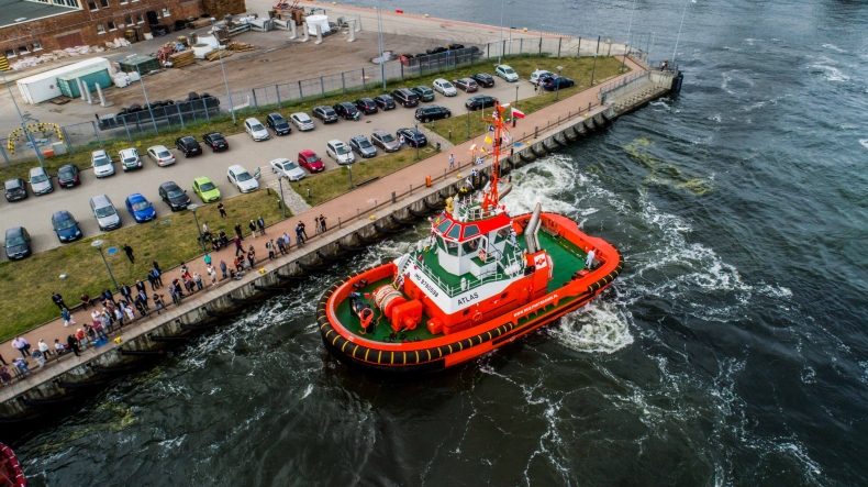 Atlas – nowy holownik w Porcie Gdańsk. Będzie m.in. wprowadzał największe kontenerowce (foto, wideo) - GospodarkaMorska.pl