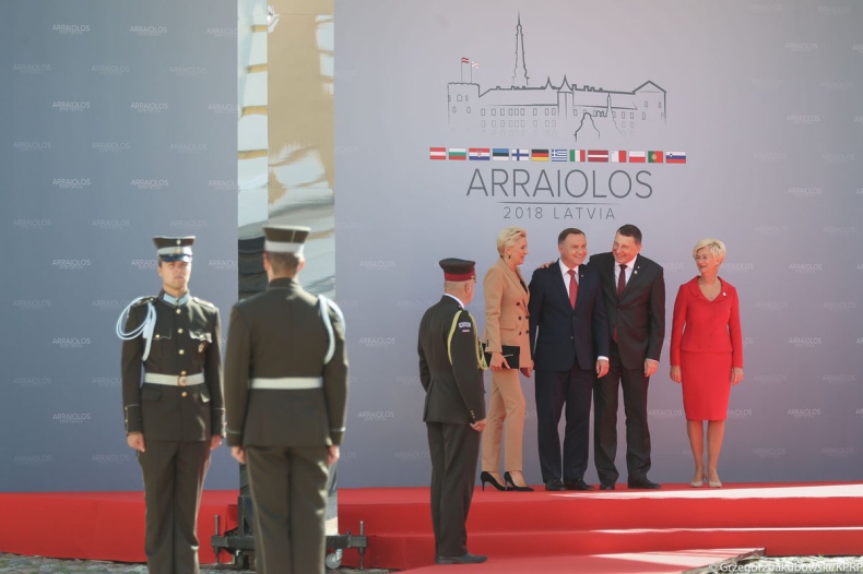 Para prezydencka powitana w pałacu w Rundale na Łotwie - GospodarkaMorska.pl